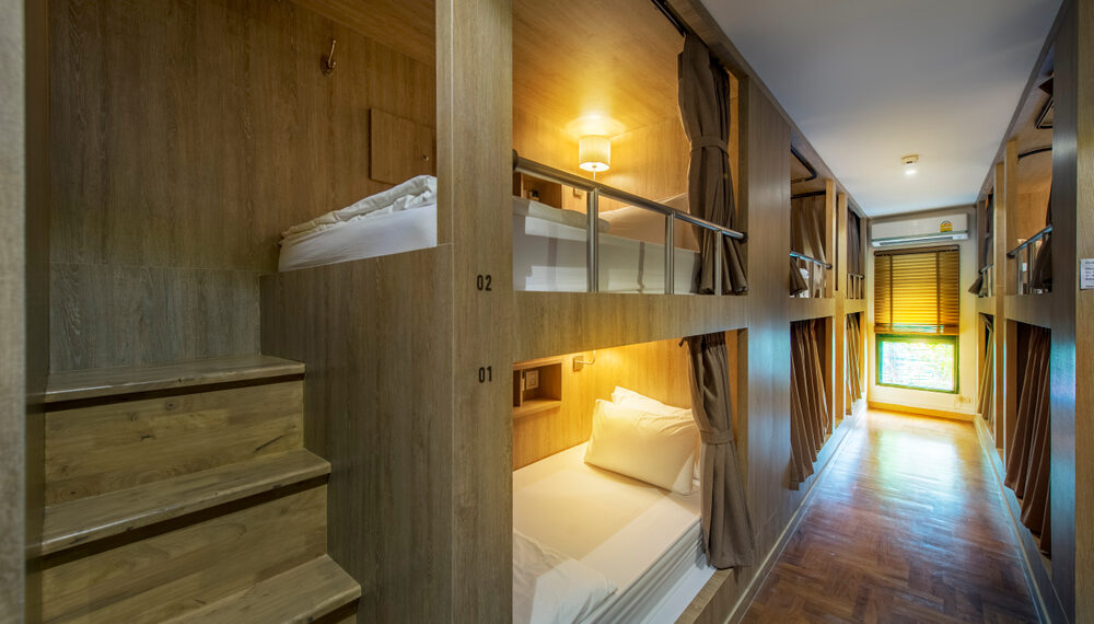 Shutterstock.com/ worradirek