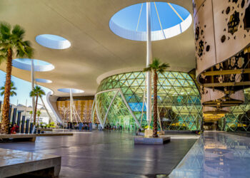 Shutterstock.com/ Andocs