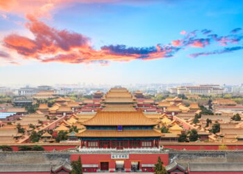 Shutterstock.com/ zhao jiankang