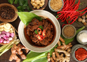 Shutterstock / Ariyani Tedjo